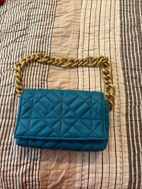 Zara Quilted Teal Shoulder Bag with Gold Chain
